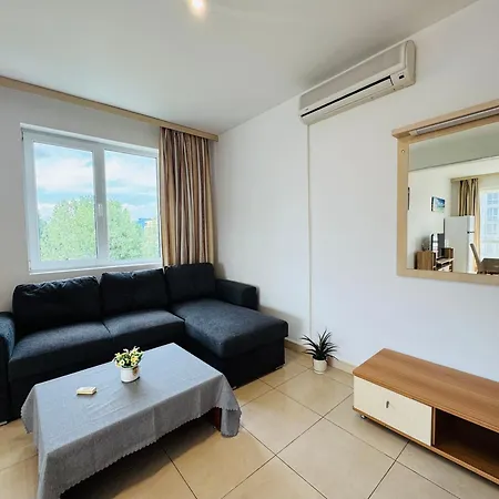 Apartman Sunny House 201 One Bedroom